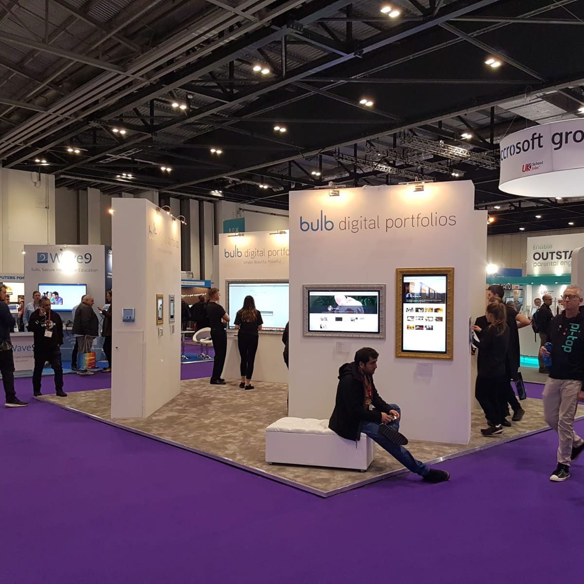 Domus Exhibitions : Home - Exhibition Stand Contractor UK Domus Exhibitions Ltd - UK and EU-based exhibition stand design and build company